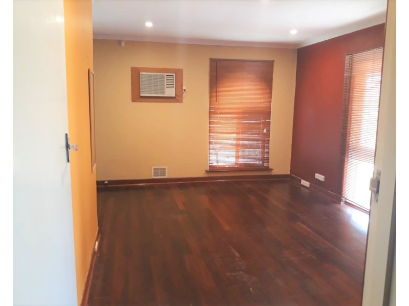 7 Michelle, Wilson WA 6107