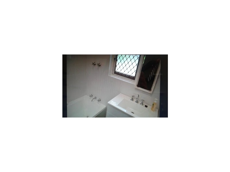 5 Tighe Street, Cloverdale WA 6105