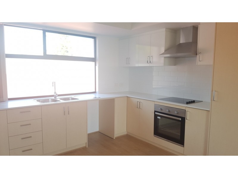 6/44 Camberwell st, Beckenham WA 6107