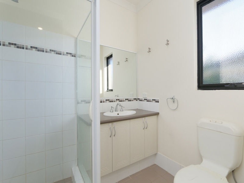 38D Hooley Street, Midland WA 6056