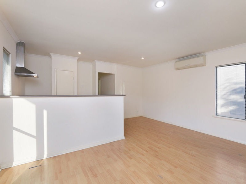 38D Hooley Street, Midland WA 6056