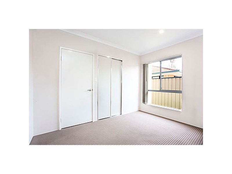 9/4 Central Terrace, Beckenham WA 6107
