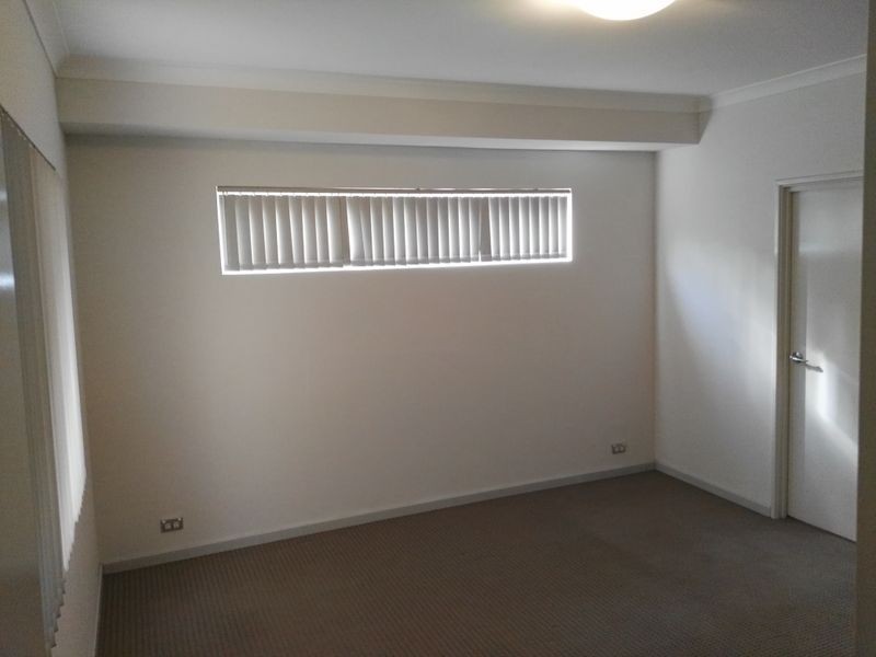 60 St. Catharines Promenade, Champion Lakes WA 6111