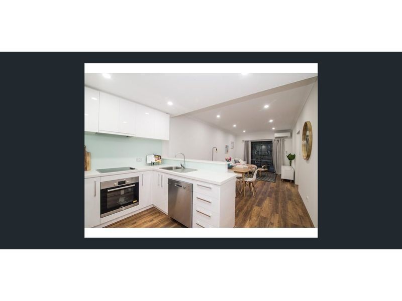 215/348 Railway Parade, Beckenham WA 6107