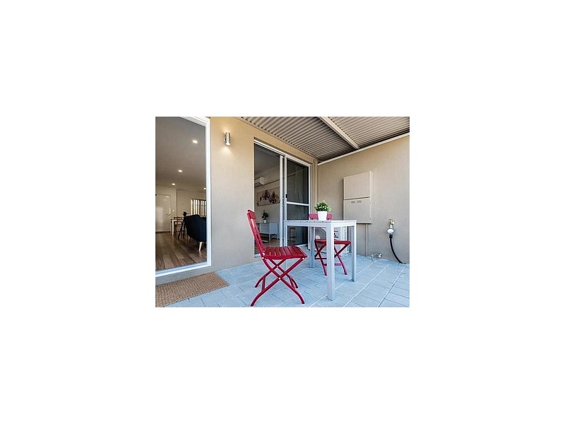31/35 Camberwell Street, Beckenham WA 6107