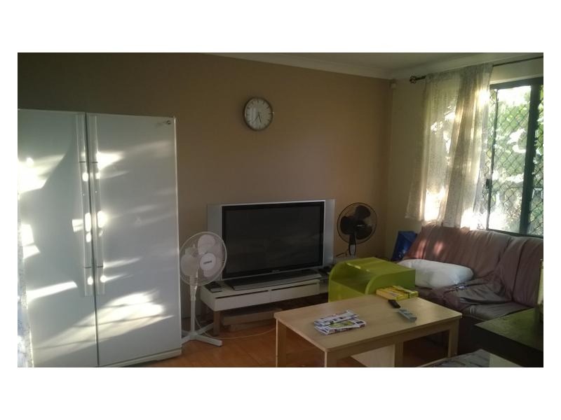 Master Room 28C Farnham Street, Bentley WA 6102