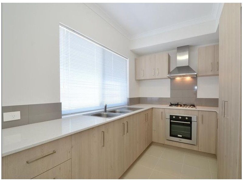 4A Stratford Place, Bentley WA 6102