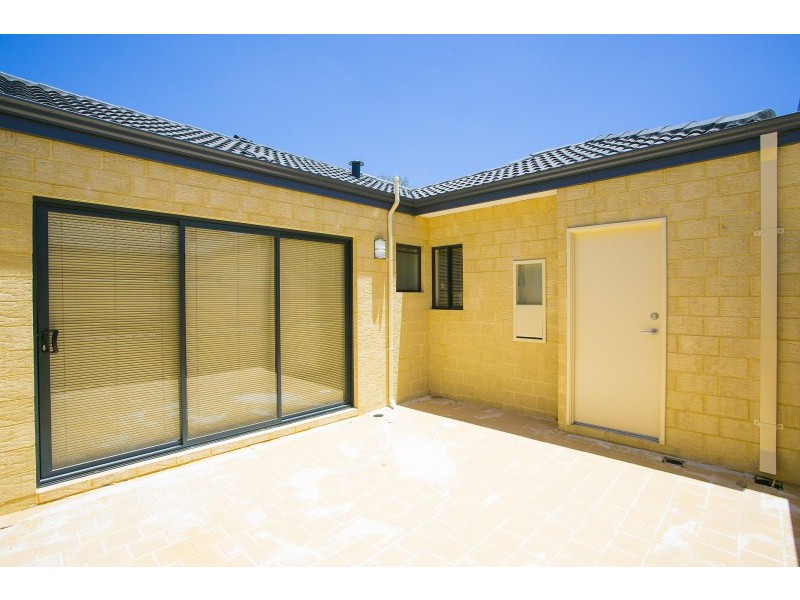 3/8 Central Terrace, Beckenham WA 6107