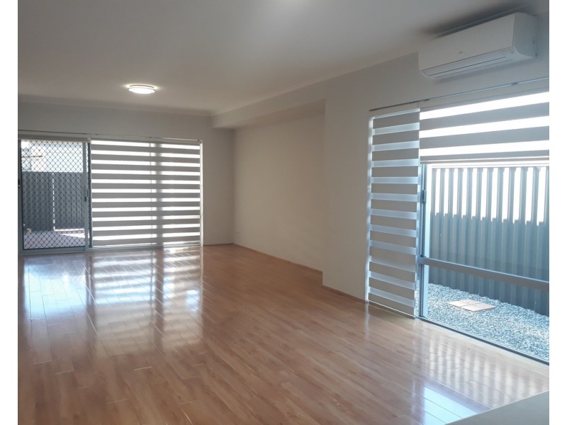 53 Barrington Ave, Champion Lakes WA 6111