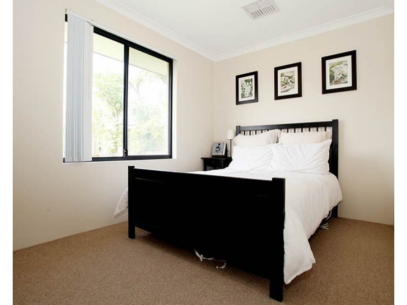 61 Osten Drive, Langford WA 6147