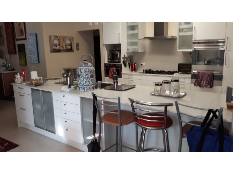 Master Rm/ 40 Lowan Loop, Karawara WA 6152