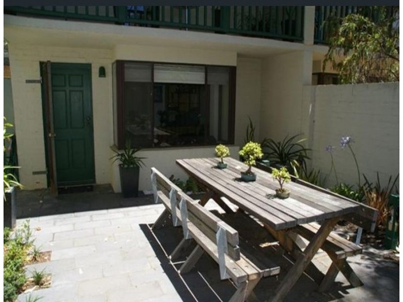 8/15 Cook Street, Crawley WA 6009