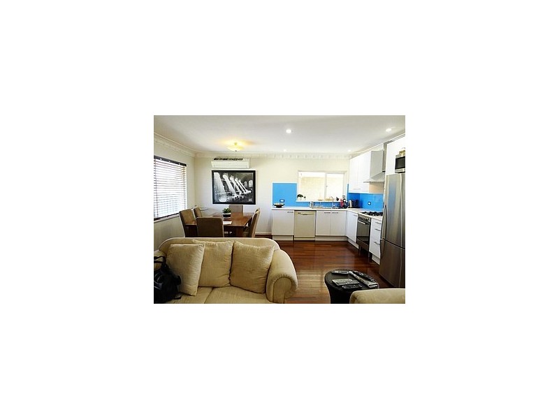 1A Hillcrest St, Kewdale WA 6105