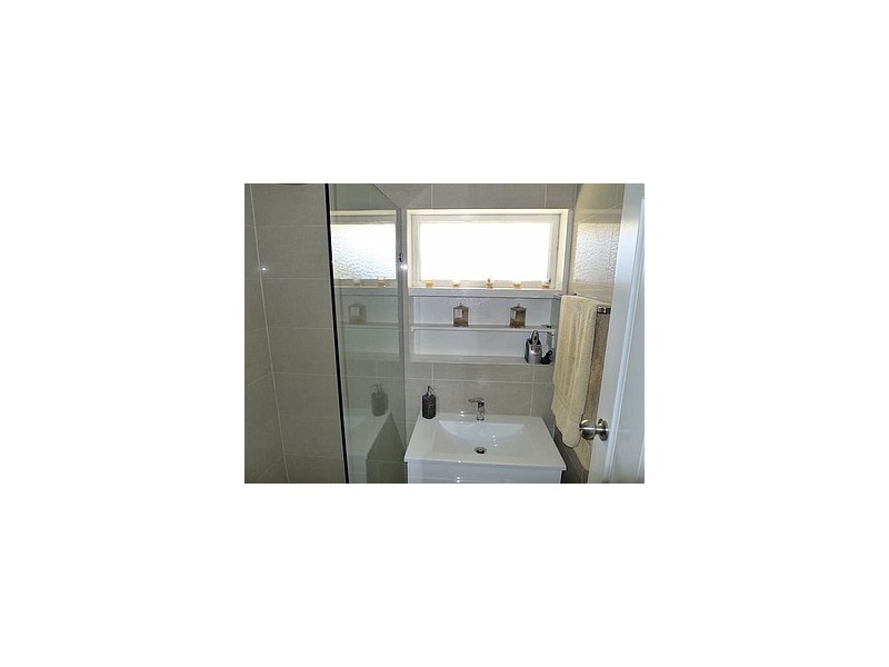 1A Hillcrest St, Kewdale WA 6105