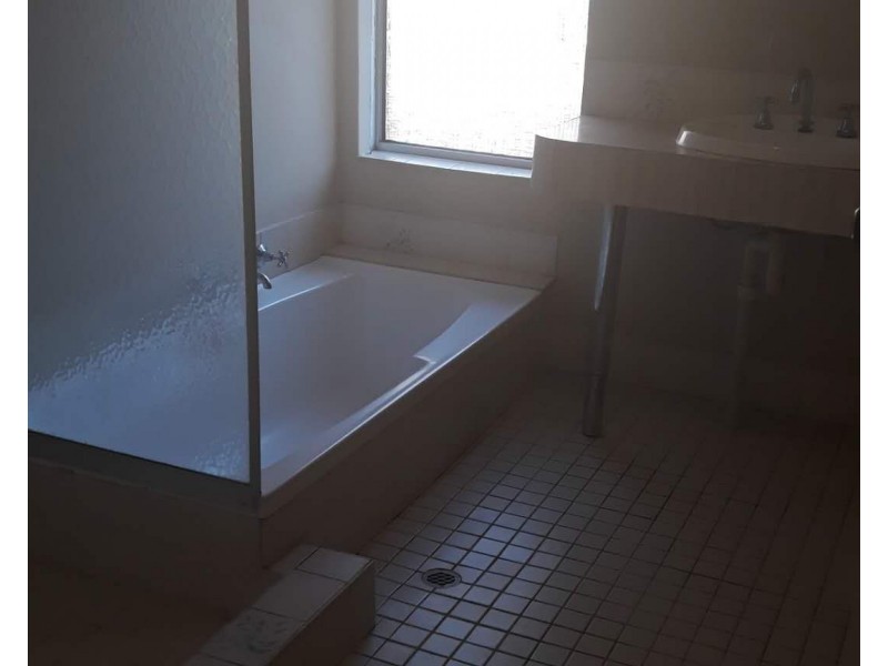 13 Arcaman Place, South Lake WA 6164