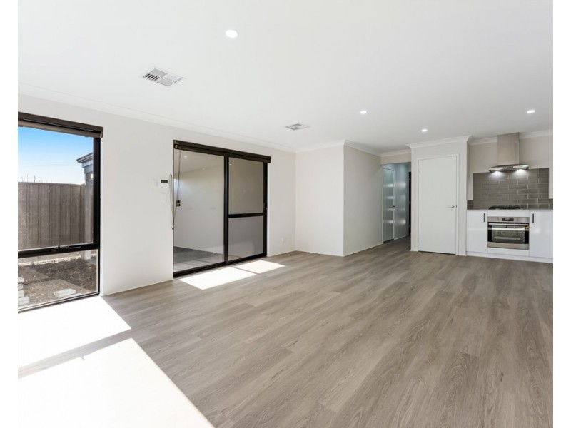 Unit 1-3/20 Isobel Street, Bentley WA 6102