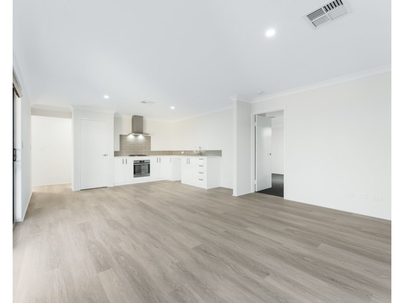 Unit 1-3/20 Isobel Street, Bentley WA 6102