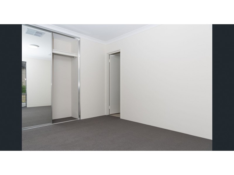 17b Lamb Avenue, Bentley WA 6102