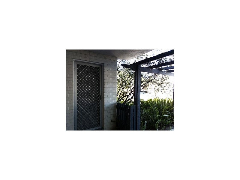 8/13 Grant Place, Bentley WA 6102