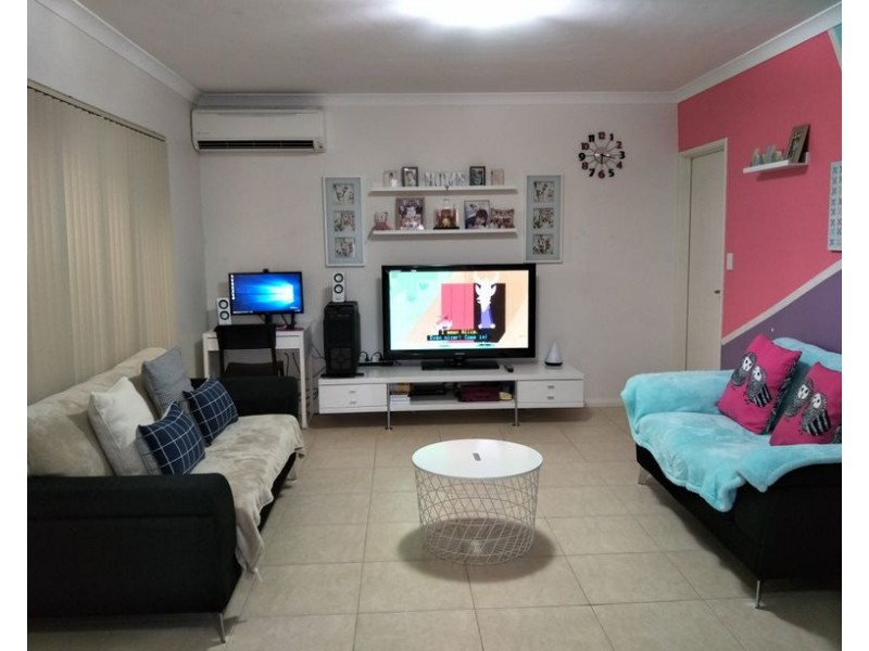 1/17A Woodchester Roaad, Nollamara WA 6061