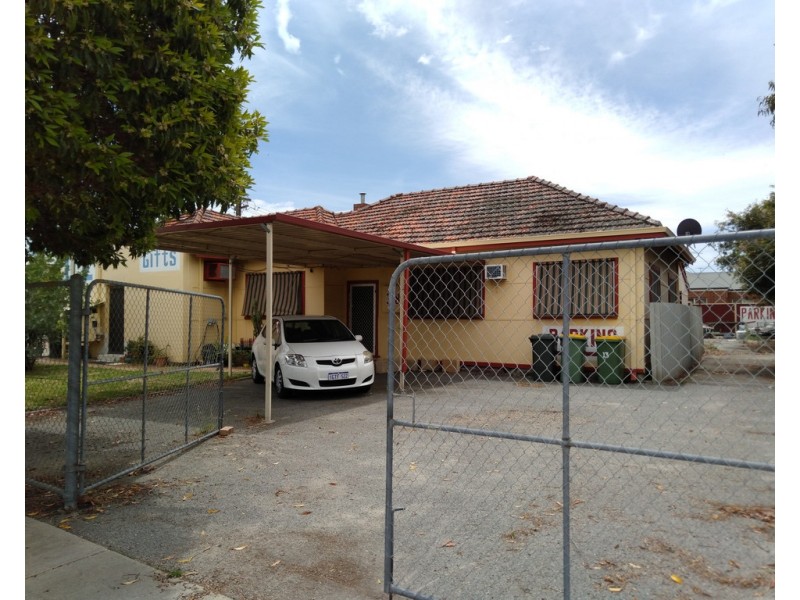 318 Railway Parade, East Cannington WA 6107