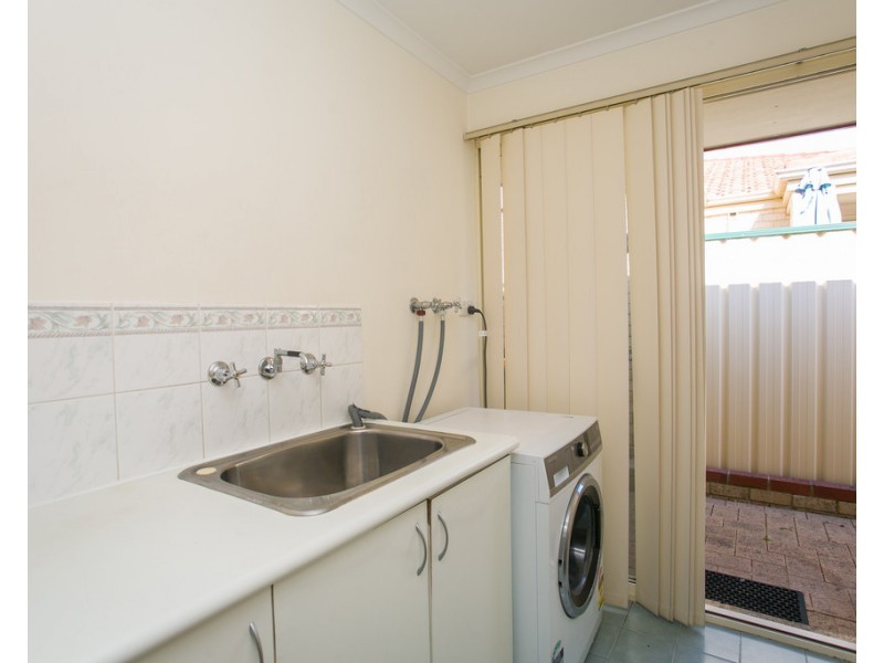 8/8 Acton Ave, Bentley WA 6102