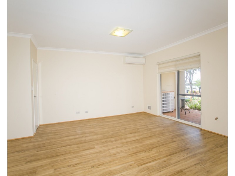 5 Melton Hill Lane, Champion Lakes WA 6111