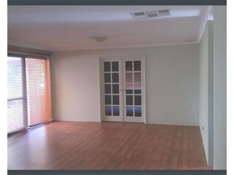 7 Charnley Bend, Success WA 6164