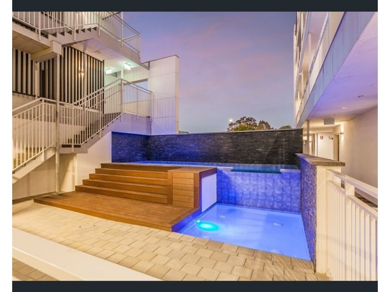 348 Railway Parade, Beckenham WA 6107