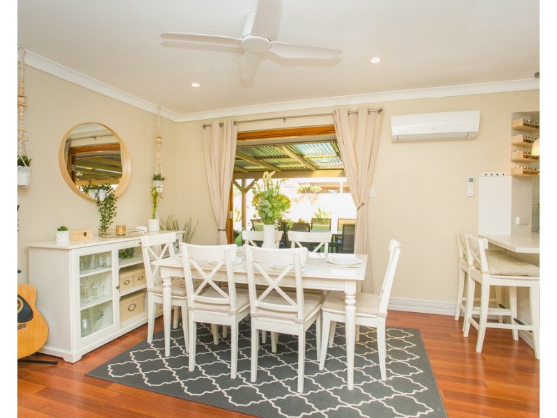 4 Pendragon Court, Camillo WA 6111