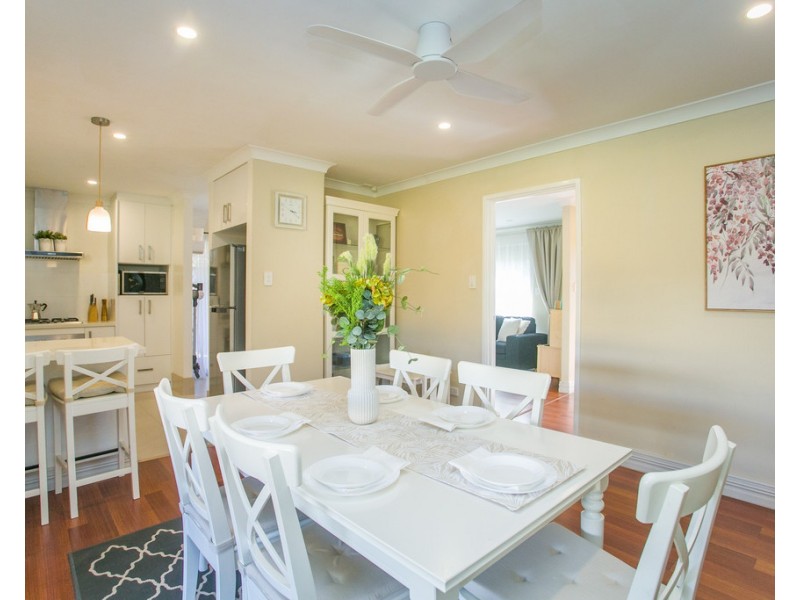 4 Pendragon Court, Camillo WA 6111