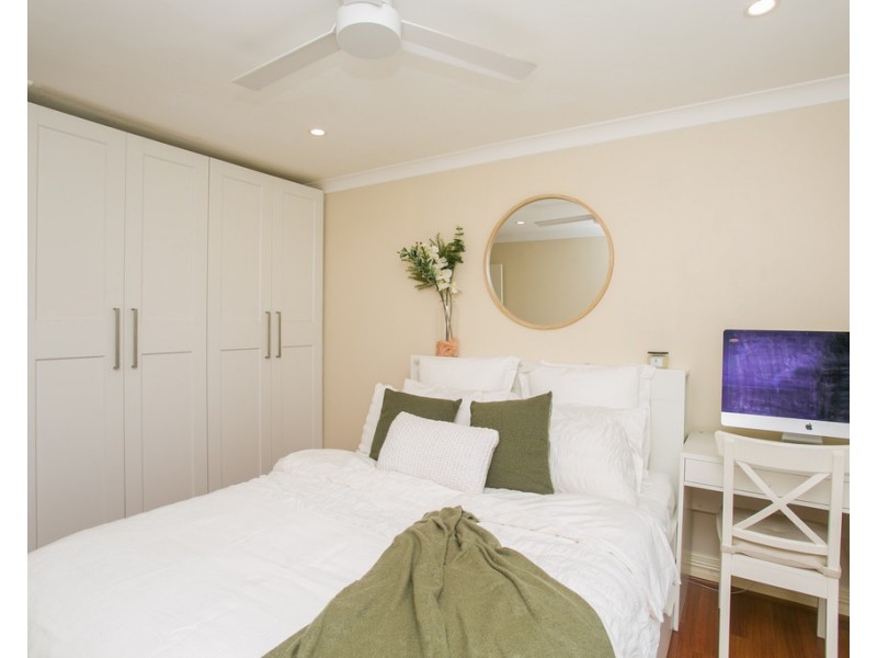 4 Pendragon Court, Camillo WA 6111