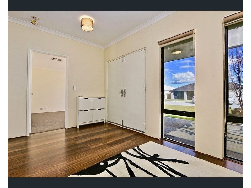 38 Jacksonia Promenade, Success WA 6164