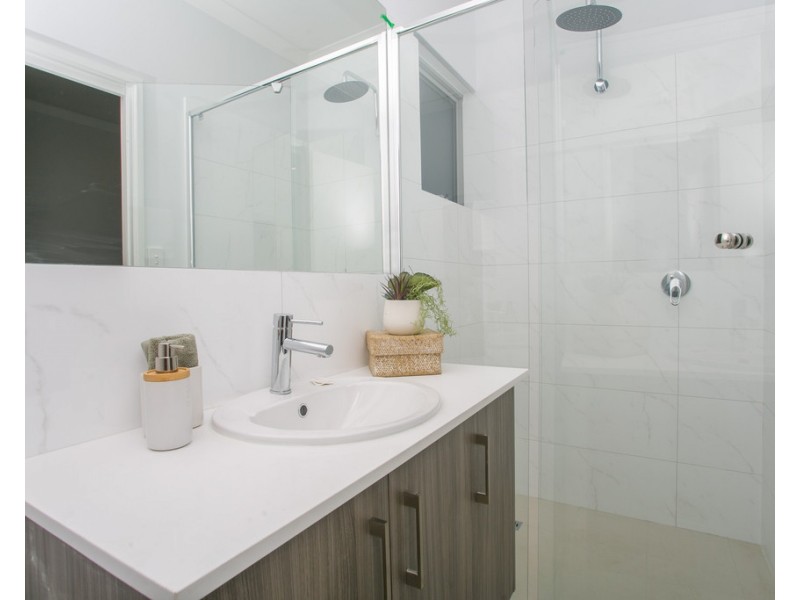 1,2and3/ 4 Mckay Street, Bentley WA 6102