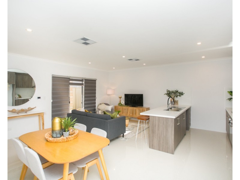 1,2and3/ 4 Mckay Street, Bentley WA 6102
