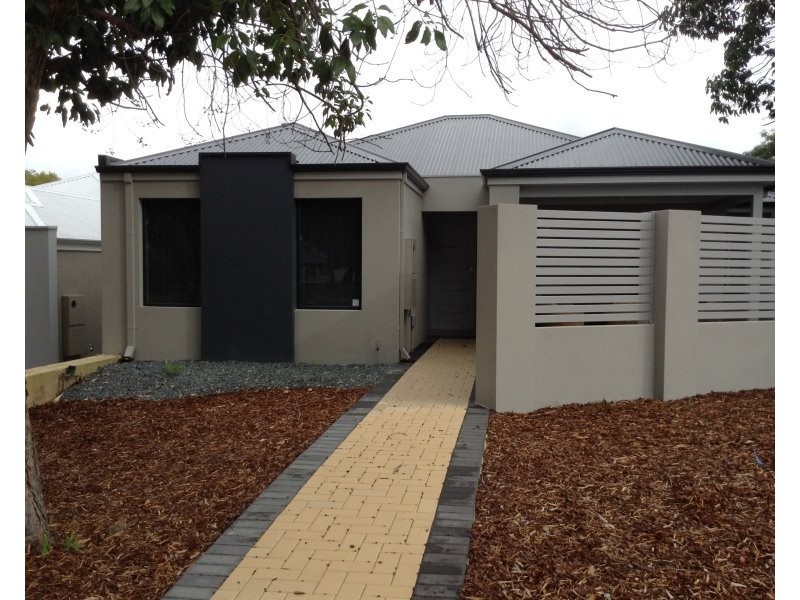 16A Hopkinson Way, Wilson WA 6107