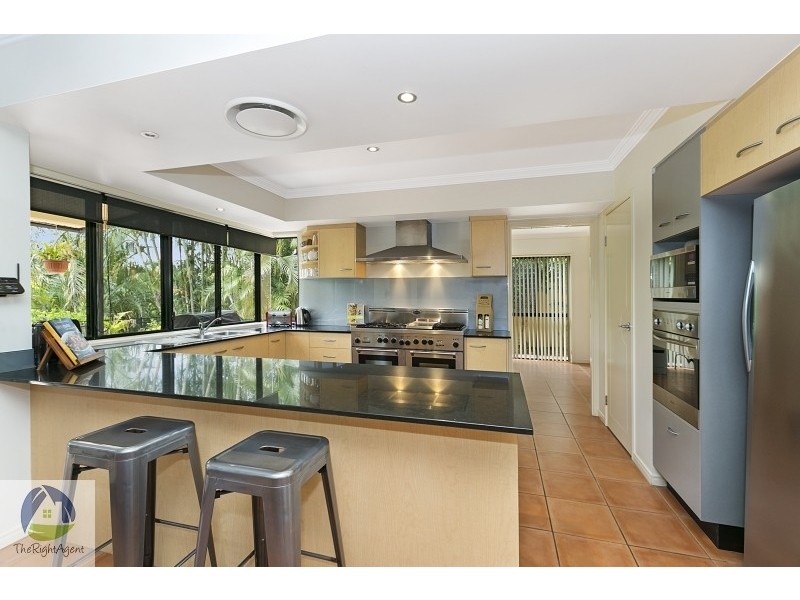 5 Boronia Court, Albany Creek QLD 4035