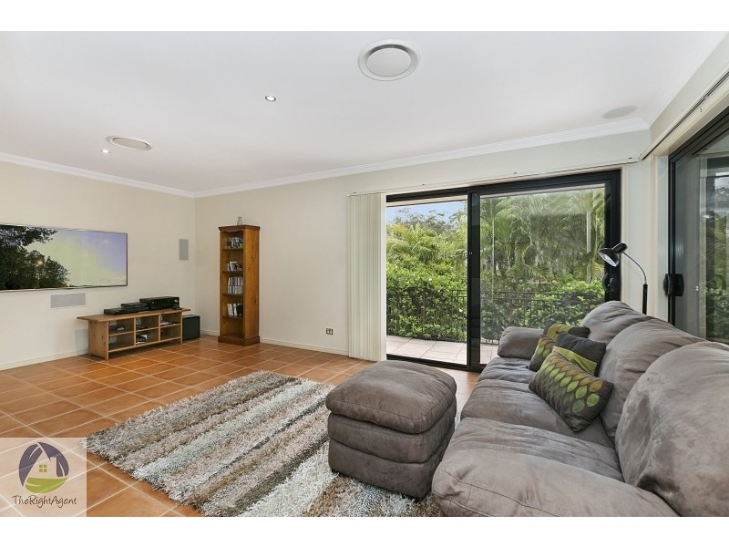 5 Boronia Court, Albany Creek QLD 4035