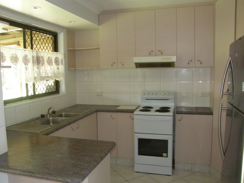 3 Ravenscraig Court, Kallangur QLD 4503