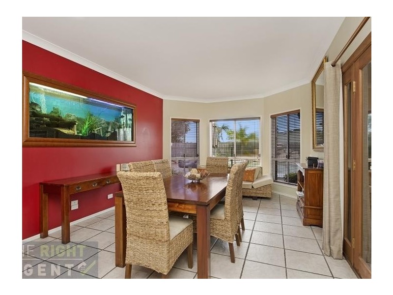 11 Memoire Court, Eatons Hill QLD 4037