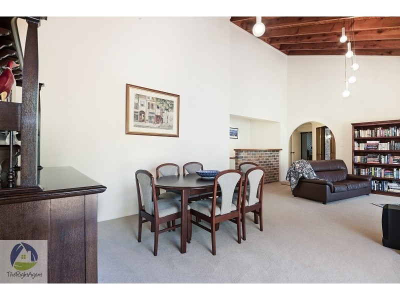 14 Kimberley Court, Eatons Hill QLD 4037