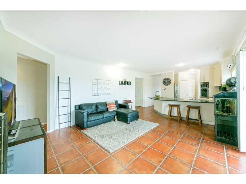 1 Tipuana Place, Cashmere QLD 4500