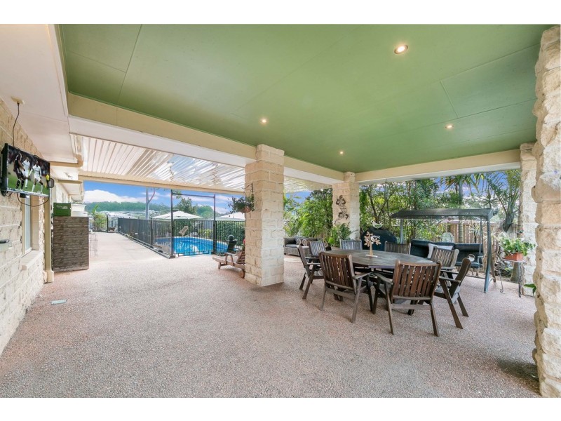 1 Tipuana Place, Cashmere QLD 4500