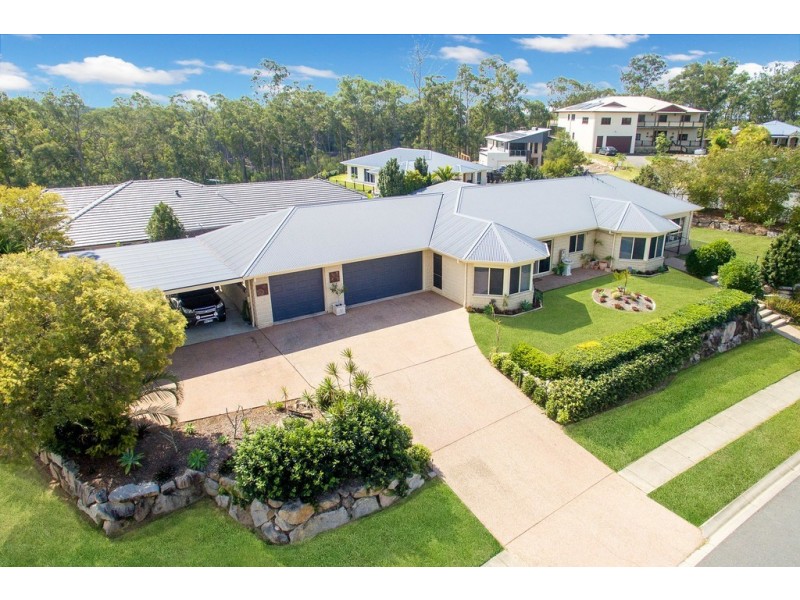 1 Tipuana Place, Cashmere QLD 4500