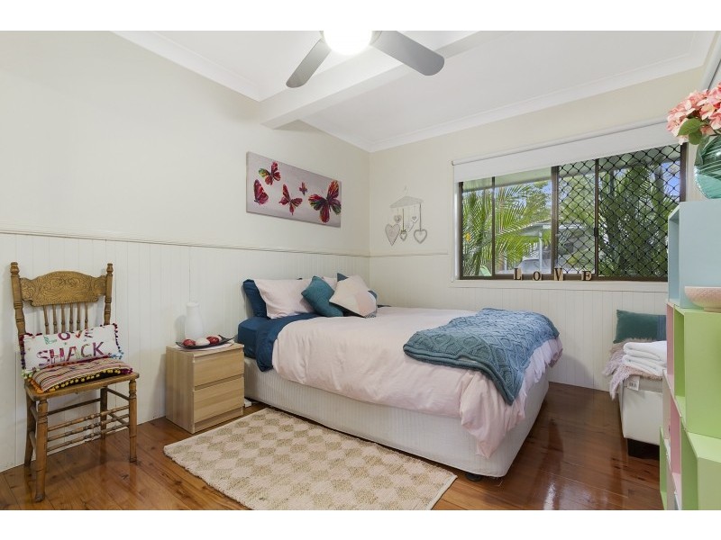 6 Kimberley Court, Eatons Hill QLD 4037