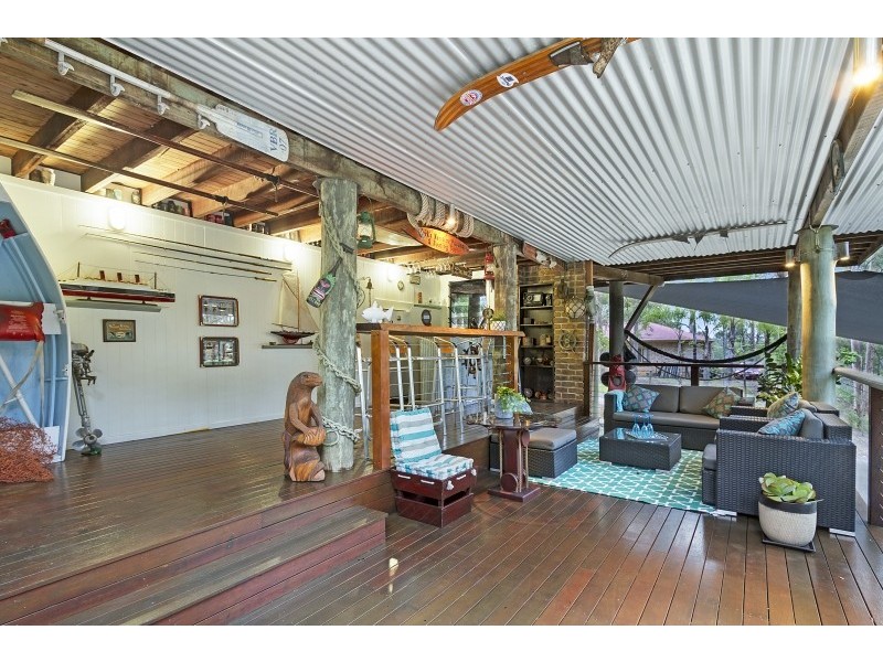 6 Kimberley Court, Eatons Hill QLD 4037