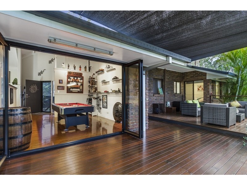 6 Kimberley Court, Eatons Hill QLD 4037