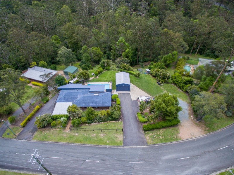 20 Branch Creek Road, Clear Mountain QLD 4500
