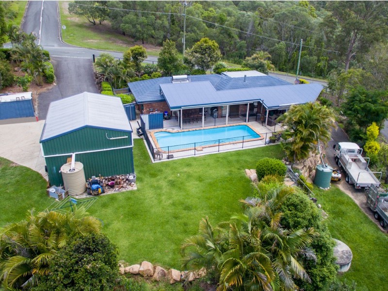 20 Branch Creek Road, Clear Mountain QLD 4500