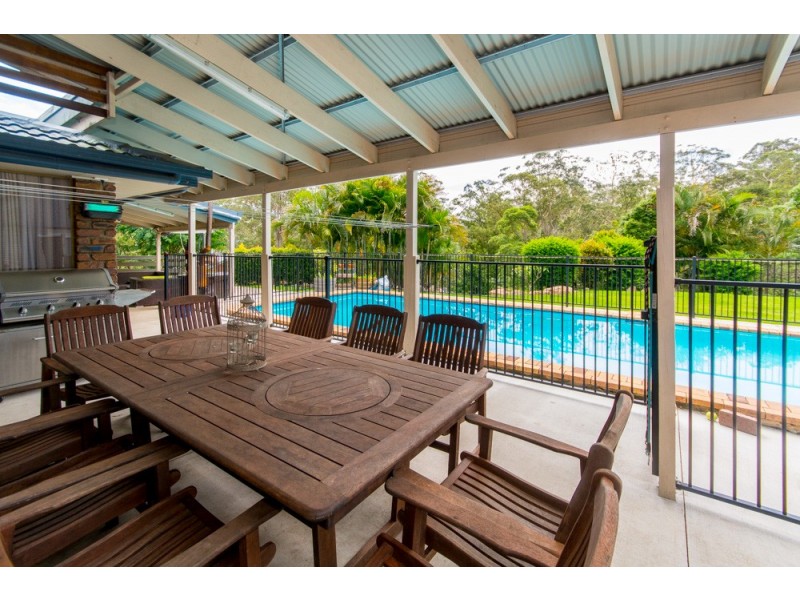 20 Branch Creek Road, Clear Mountain QLD 4500